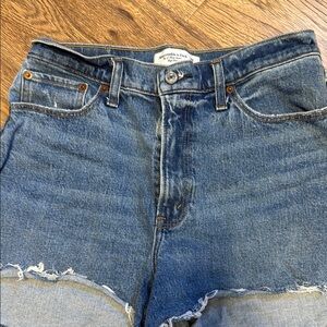Abercrombie Mom Short